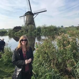 Meet your Posher, Andrea